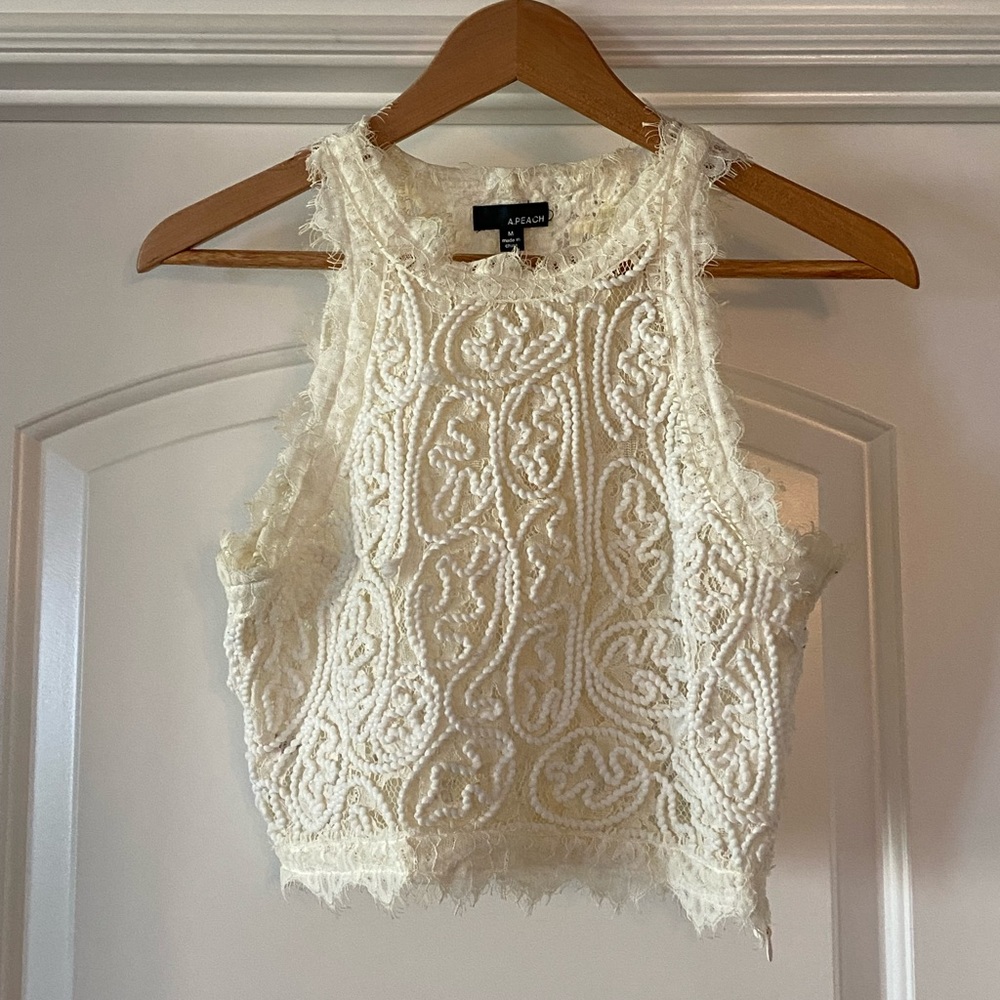 Lace cropped tank
